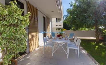 PRESTIGIOSO QUADRILOCALE CON GIARDINO IN CLASSE A
