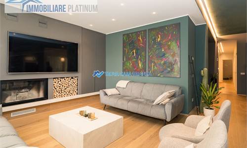 Villa for Sale in Lissone