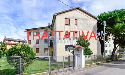 Garage for Sale in Albiate