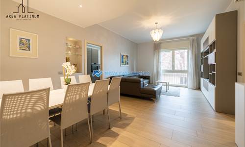 Elegante QUADRILOCALE RISTRUTTURATO nel cuore di Monza